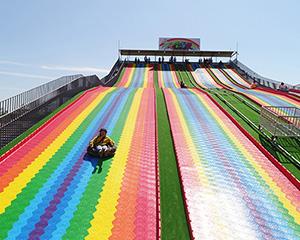 拓展训练基地-大丰梦幻迷宫