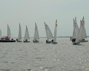 户外团建活动-海上帆船